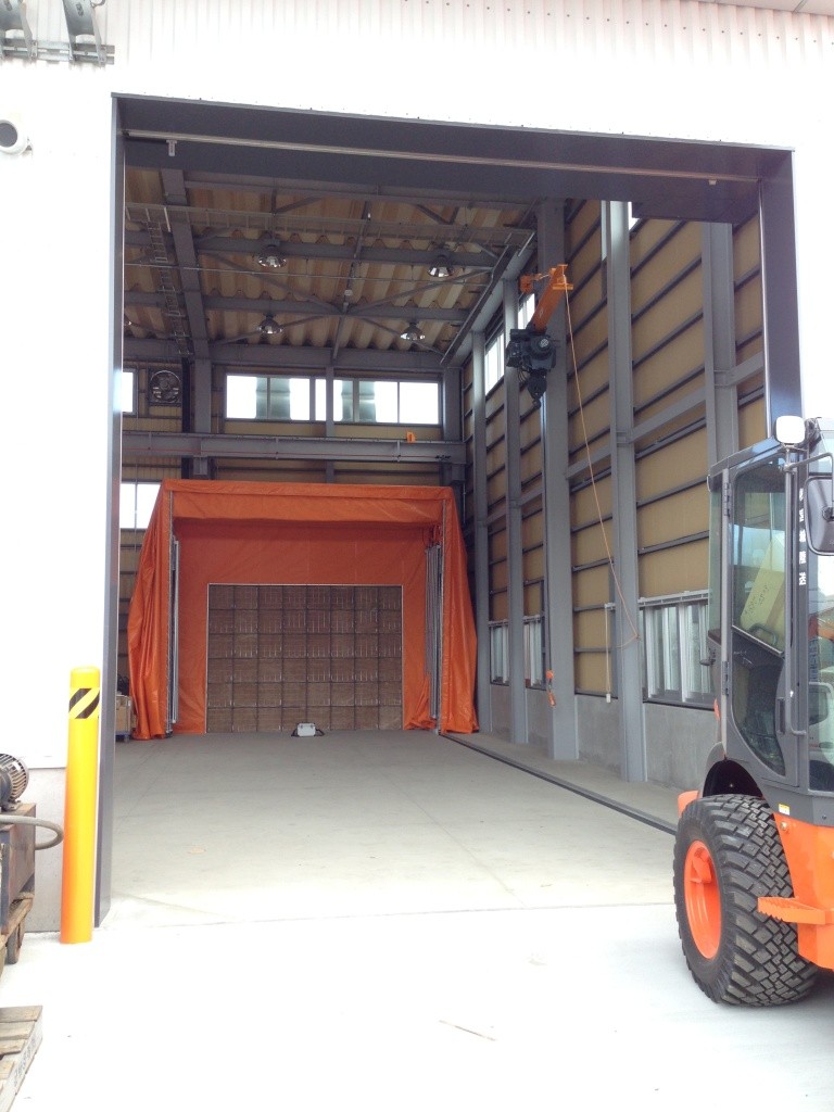 建機工場 大型塗装ブース 施工事例 in宮城 - 吉田工業スタッフブログ